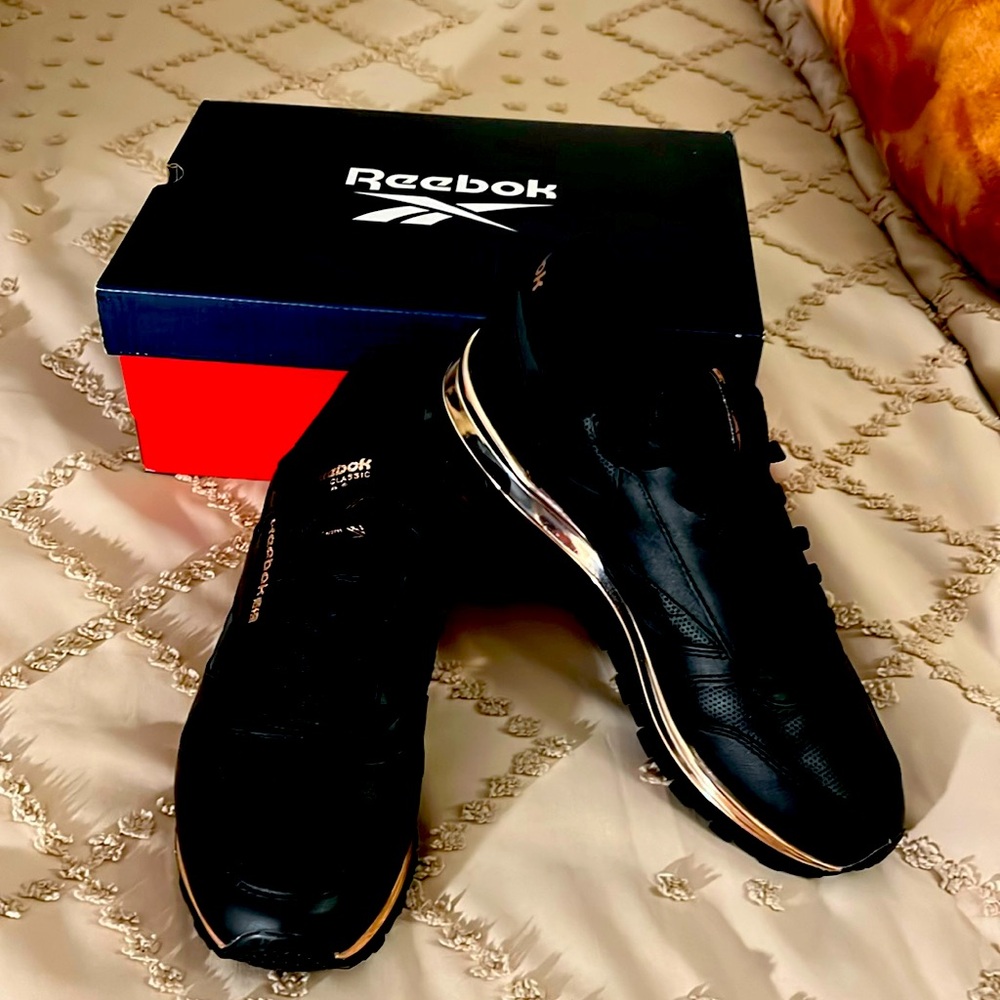 Reebok Classic Tennis Shoes
